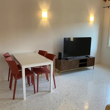 Canal View Flat Modern Design In Palace